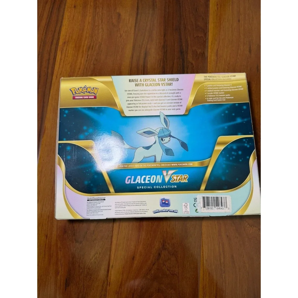 NEW Pokemon TCG Sealed 2022 Glaceon VSTAR Special Collection Box